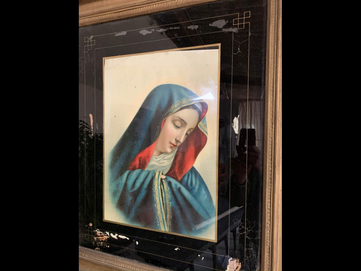 Pair of Religious Prints of Jesus and Mary in Antique Gilt Frames