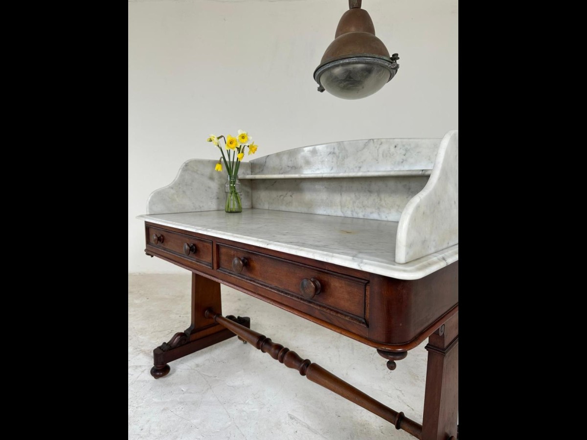 Antique Victorian Mahogany and Marble Top  Decorative Washstand